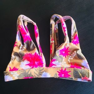 Acacia Top in “Lei Day” BNWOT